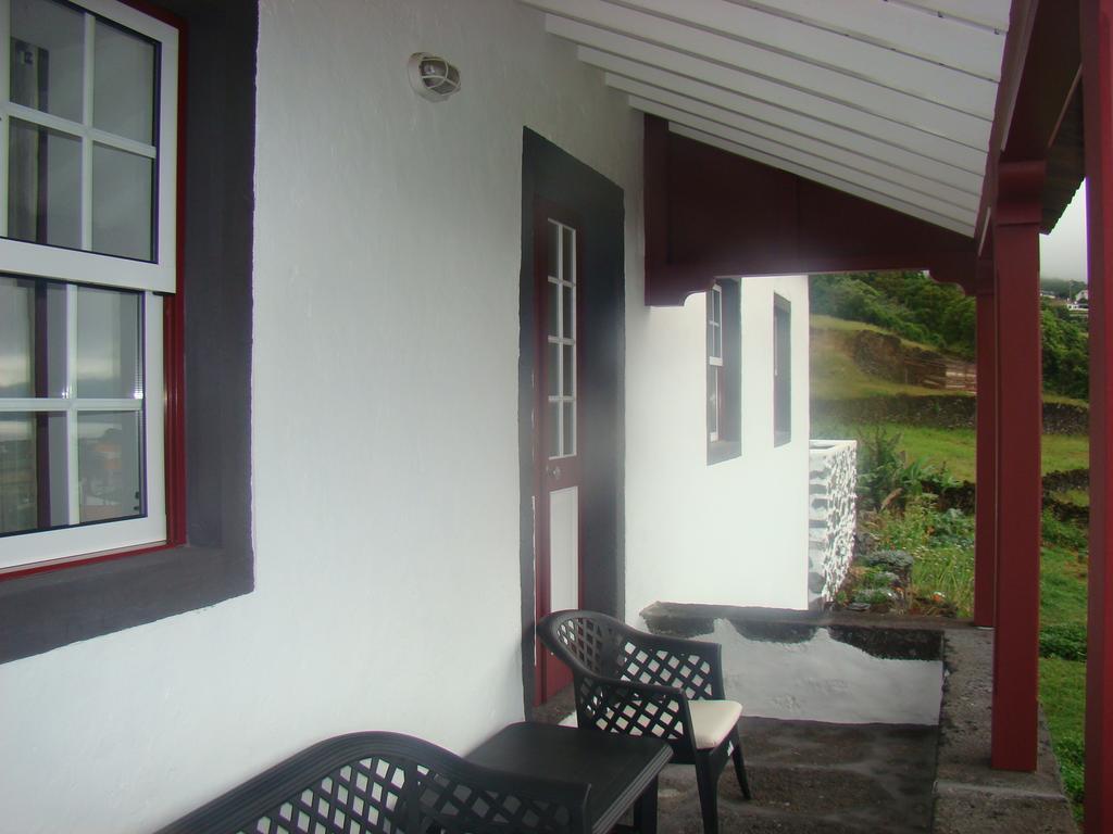 Casa Das Pedras Altas Lajes do Pico Exterior photo